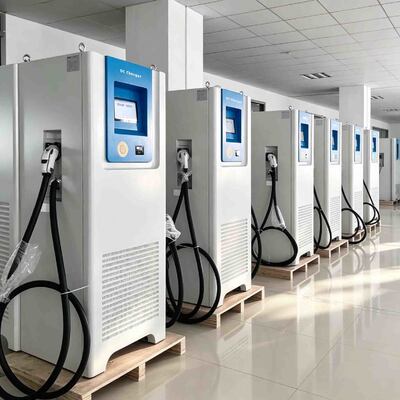 Αγορά Σταθμός ταχείας φόρτισης συνεχούς ρεύματος 60 kW-120 kW για ηλεκτρικά οχήματα με διπλή πρίζα CCS GBT σε απευθείας σύνδεση κατασκευή